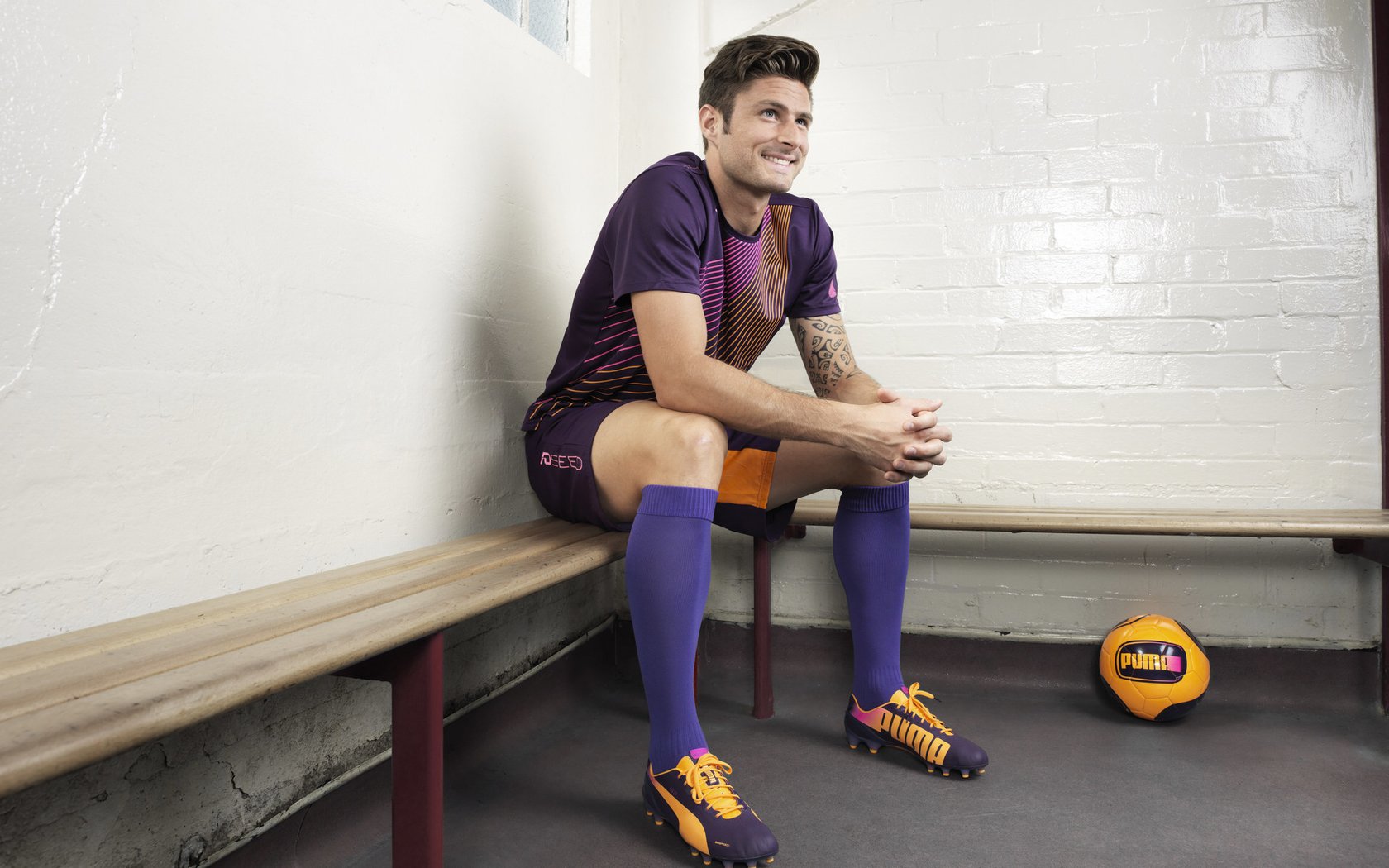 里尔强势扩军，目标剑指欧洲战场，里尔战术